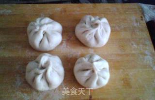 芹菜肉包子的做法步骤：8