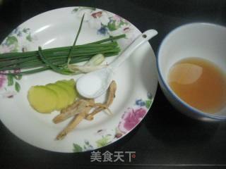 峨参草鸡煲的做法步骤：2