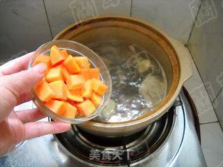 【飞禽走兽篇】-木瓜银耳炖乳鸽的做法步骤：10