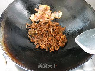 干锅滑子菇的做法步骤：5