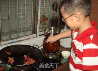 【飞禽走兽】--火腿炒灯笼椒的做法步骤：4