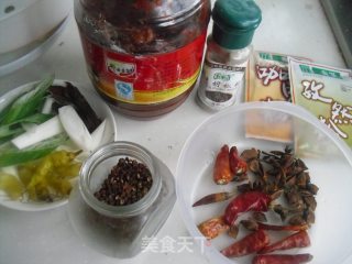 自制麻辣火锅的做法步骤：3