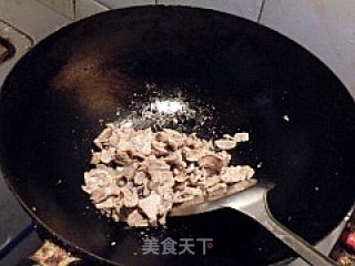 一羊四吃之四  胡萝卜羊肉小炒的做法步骤：3