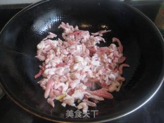 酱香肉丝的做法步骤：3