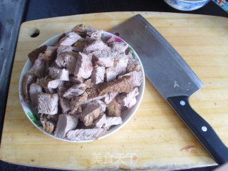 麻麻辣辣牛肉干的做法步骤：2