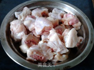 干炒鸡小腿的做法步骤：1