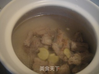 [飞禽走兽篇]－－番茄排骨的做法步骤：3