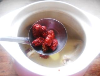 【飞禽走兽篇】--花菇鸡翅鲜汤的做法步骤：5