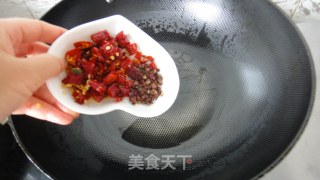 [飞禽走兽]-----拌红油牛百叶的做法步骤：2