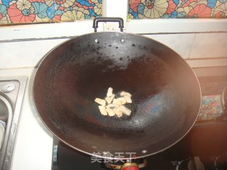 下饭菜--蒜苗炒肉的做法步骤：2