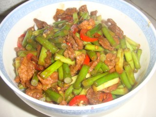 下饭菜--蒜苗炒肉的做法步骤：5