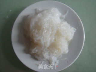 竹荪银耳冬瓜羹（奶香）的做法步骤：2