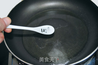 韭菜炒银鱼的做法步骤：6