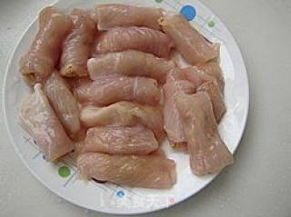 【飞禽走兽】----花生鸡肉卷的做法步骤：4