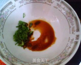 阳春面的做法步骤：3