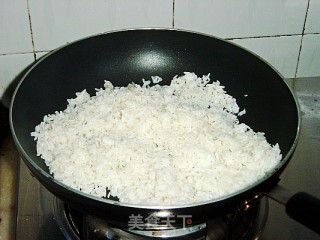 鱼米之香(炒饭)的做法步骤：5