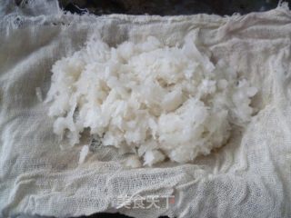 爆炸鸡肉丸的做法步骤：1