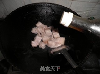 红烧老菱肉的做法步骤：4