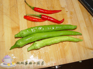 【飞禽走兽】——辣炒鸡胗的做法步骤：2