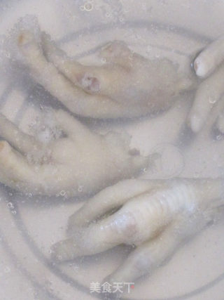 【飞禽走兽】虎皮凤爪的做法步骤：3