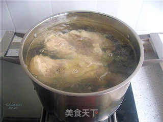 [飞禽走兽]--女人一定要喝的"鸡肉海带汤"的做法步骤：6