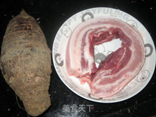 香芋五花肉煲的做法步骤：1