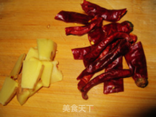 酸笋焖鸭的做法步骤：2