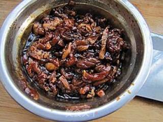 家常炒肉丝的做法步骤：1