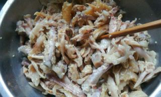 简易手撕鸡肉的做法步骤：8