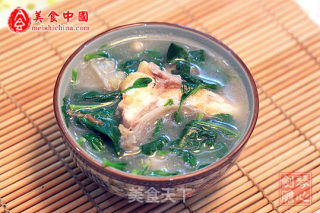 枸杞叶鱼腩汤的做法步骤：8