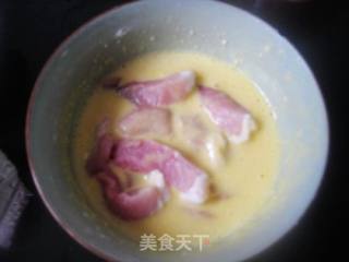 糖醋猪腿肉的做法步骤：3