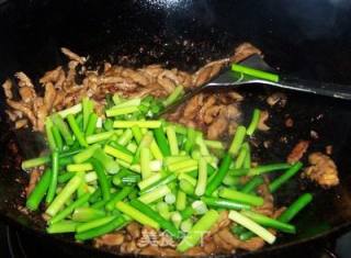 肉丝蒜苗的做法步骤：6