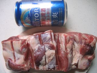 【飞禽走兽篇】秘制红烧肉的做法步骤：1