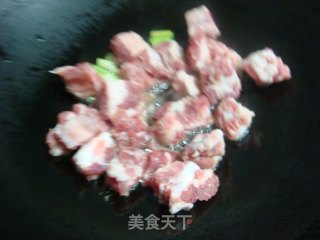 【飞禽走兽】土豆烧排骨的做法步骤：5