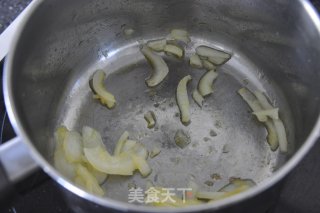 【飞禽走兽篇】芦笋蘑菇滑鸡饭的做法步骤：1