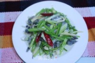 抗衰老美容美食 ----  三色牛蛙皮的做法步骤：5