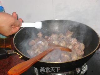 【飞禽走兽篇】——豆角烧鸭的做法步骤：5