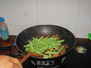 【飞禽走兽篇】——豆角烧鸭的做法步骤：9