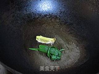 青椒炒鸡胗的做法步骤：2