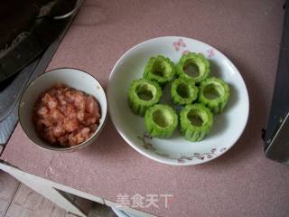 苦瓜酿肉的做法步骤：3