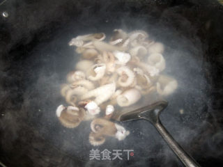 柱候酱爆章鱼的做法步骤：2