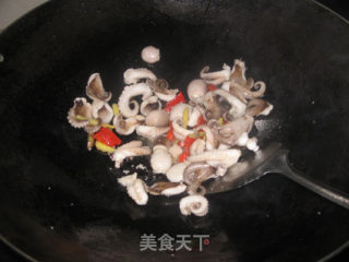 柱候酱爆章鱼的做法步骤：4