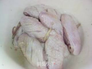 香酥翅中的做法步骤：1