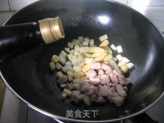 【飞禽走兽篇】肉丁玉米笋的做法步骤：5