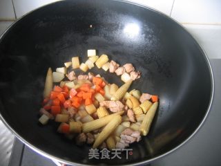 【飞禽走兽篇】肉丁玉米笋的做法步骤：7