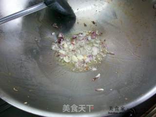 家常菜肴@@芹菜炒肉的做法步骤：2