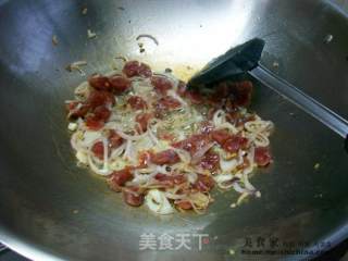 家常菜肴@@洋葱腊肠炒蛋的做法步骤：5