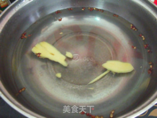 【适合夏天的家常荤菜】黄金啤酒鸡的做法步骤：3