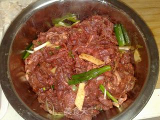 煎牛肉的做法步骤：4
