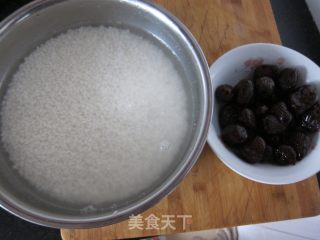 蜜枣粽子的做法步骤：1
